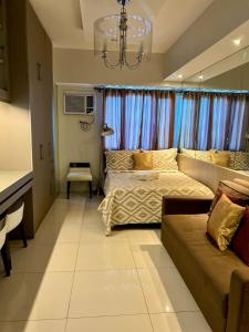 Modern Comfort Living! Netflix Ready