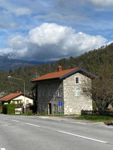 Ciginj old stone house 