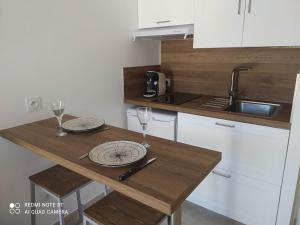 Studio entrée indépendante idéal vacance ou travail