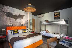 Quadruple Room room in Casual del Cine Valencia