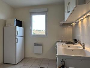 Maison 4 pièces, Garage, Proche Plage - FR-1-225C-155
