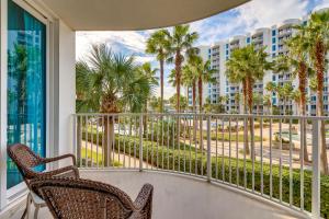 1 Mi to Henderson Beach Condo with Resort Perks!