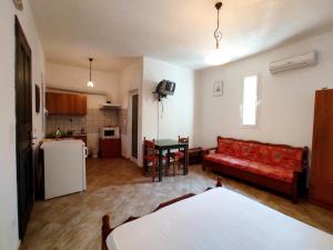 Zorgos Apartments