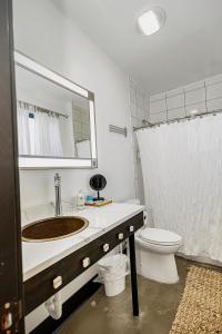 King suite with Jacuzzi near Hidden Valley Ski