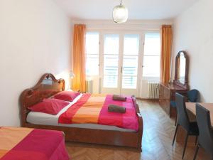 Rooms in the Center of Old Town