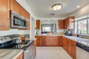Mesa Golf Course Home Near Spring Training & River