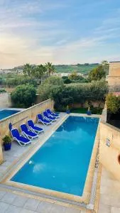 Kewkba Holiday Home - Kerċem