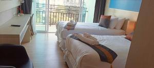 Cha-am , Pool view ,Twin bed room , near cha-am beach south