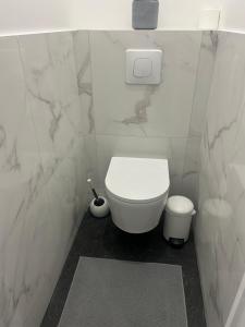 A 350m de la gare et du port de monaco