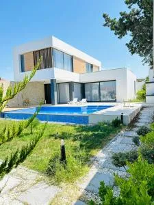 Mardakan Family Villa - Cǝnubi