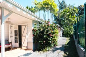 Charmant bungalow avec jardin au Vauclin