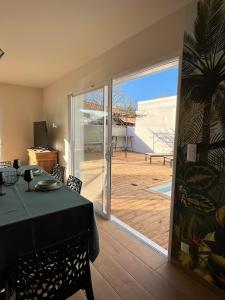 Maisons de vacances Maison familiale piscine 3 chambres Gujan-Mestras ! : photos des chambres