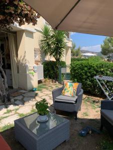 Pierre&vacances Cap Estérel centre vue Mer - jardin clos et Terrasse- piscines- Parking - climatisation - Vue Mer