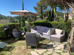 Pierre&vacances Cap Estérel centre vue Mer - jardin clos et Terrasse- piscines- Parking - climatisation - Vue Mer