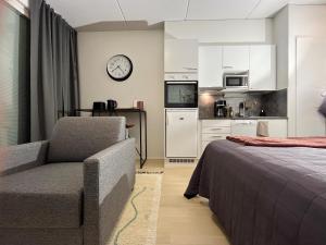 Quiet home in center WiFi, parking, balcony