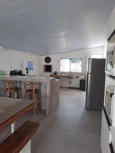 Casa com Piscina à 300 metros da Praia do Sonho