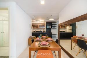 Lindo Apto c Varanda 500m da Praia NNG0102