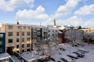 Spacious 3BR Location free park