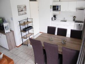 Holiday Home near Beach in Strandpark