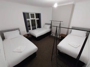 C Spacious 5 Bed - Pkg WiFi Long Stay