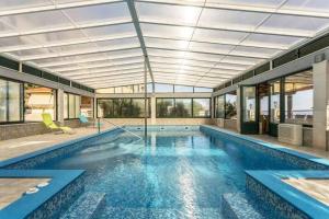 Villa Casa with indoor pool