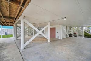 Charming Newly Renovated 3-Bedroom Home on Nautical Watch
