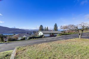 Outdoor Adventurers Oasis in White Salmon