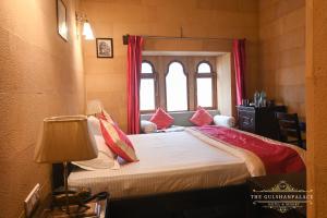 Thar Retreat