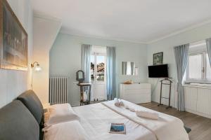 La Lanterna Swimming Pool Retreat - Happy Rentals