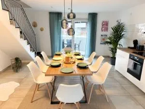 Modernes & zentrales Haus - 130 qm - 13 Min bis Köln Messe - Merkenich