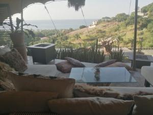 Beautiful Hill Top Bohemian Living