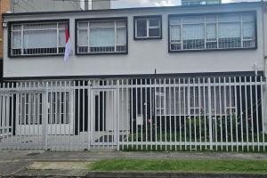 Colisseum Roma House - Turin- Campin Movistar Embajada cubo colsubsidio