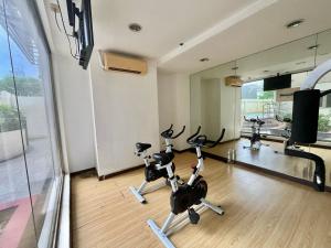 A cozy condo within the center of Manila