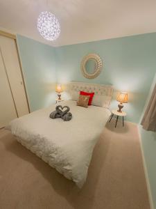 Modern & Cosy 3 Bedroom Inverkeithing home- Ideal for Edinburgh Dunfermline & St Andrews with Free Parking