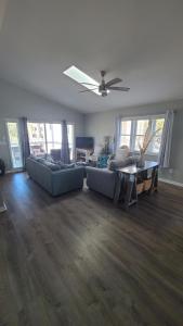 Private Murrells Inlet Marshfront 4 BR 4 BA Waterfront Home