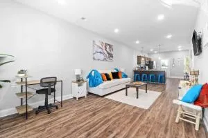 Sapphire Oasis A Luxurious Townhouse Retreat near Nashville & Ft Campbell - Pleasant View