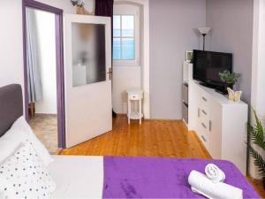 Apartments Vela Stiniva - Two Bedroom Apartment with Sea View and Terrace