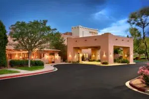 Courtyard by Marriott Albuquerque - Лос-Альгодонес
