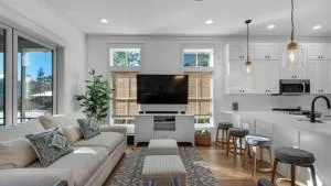 Vitamin Sea 4BR 4 5BA Golf Cart Pet Friendly - Seacrest