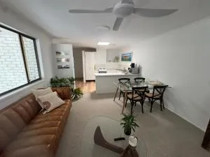 Orana #2 Buddina Duplex - Buddina