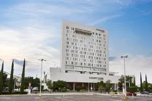Courtyard by Marriott Leon at The Poliforum - León