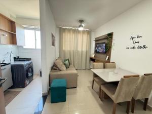 606 Apt 2Q a 850 metros da praia com área Laser