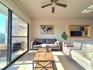 Encantador departamento con vista a la piscina y a 10 minutos de la playa!