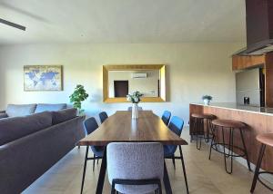 Encantador departamento con vista a la piscina y a 10 minutos de la playa!