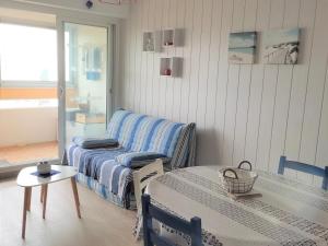 Appartement avec balcon, parking, proche plage - FR-1-652-27