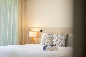 Belle Escapes - Lazy Days on Colley Terrace