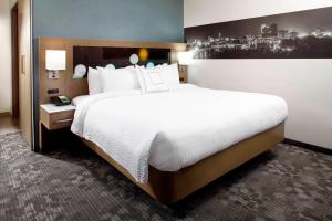 Courtyard by Marriott Akron Downtown