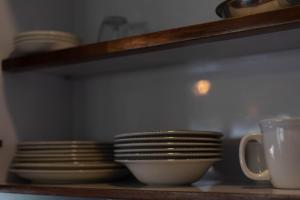 CABAÑA LAGO CALIMA, frente al lago