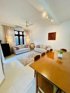 The Regenta, Skelton Road, CMB05