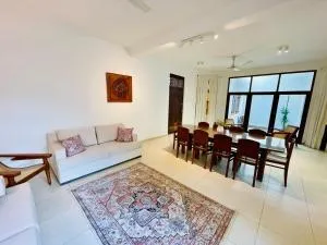 The Regenta, Skelton Road, CMB05 - Bambalapitiya